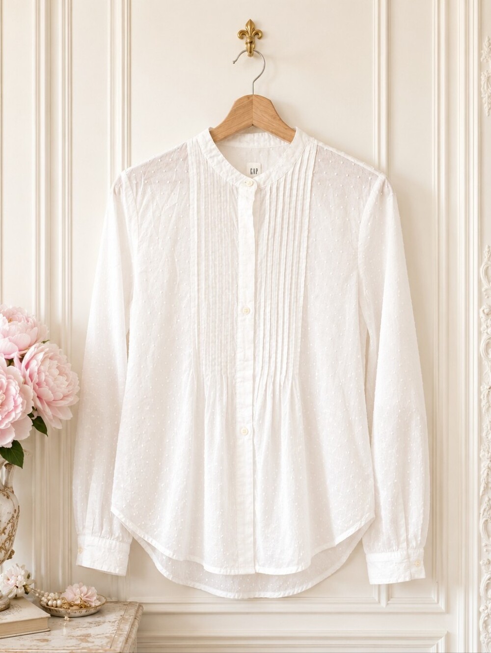 GAP Swiss Dot Pintuck Blouse White Cotton Romantic Feminine Top | Size Small - Picture 6 of 11